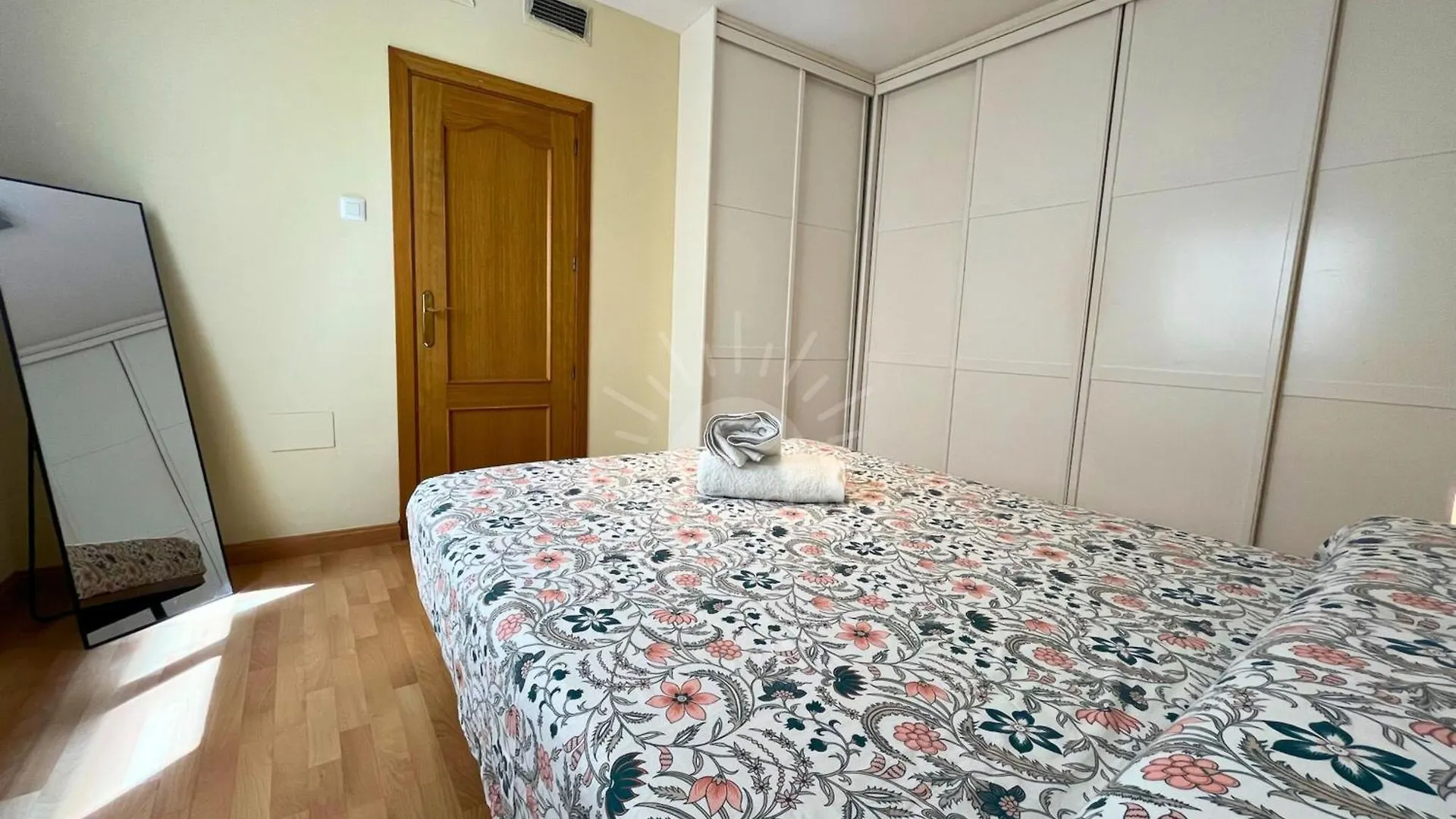 Acogedor Apartamento A 30 Metros De La Playa - Wifi - Smarttv Almeria Apartment
